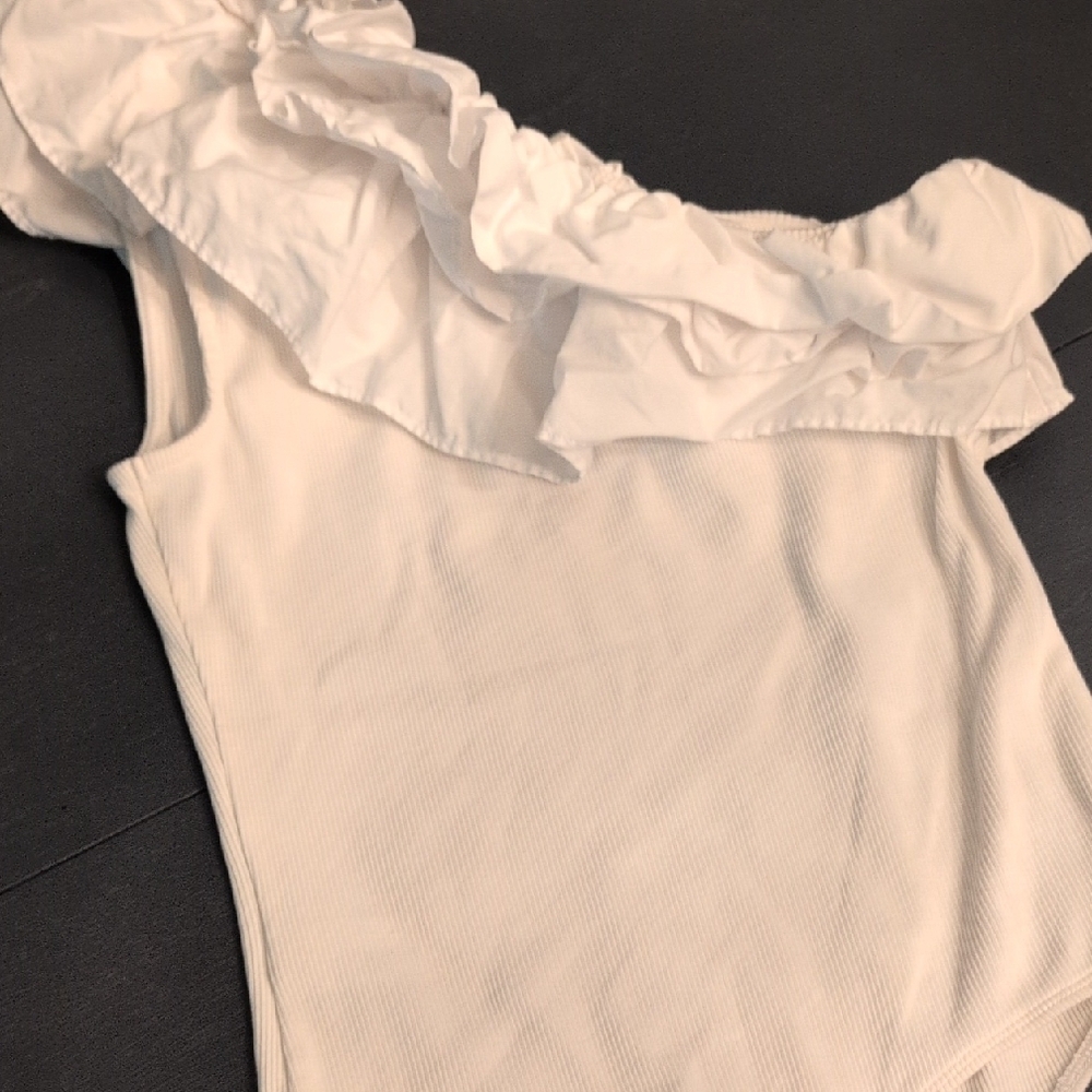 Express White Ruffled Bodysuit - Picture 6 of 7